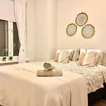 Guestfirst- Modern Boho Charm In Kallio Center *