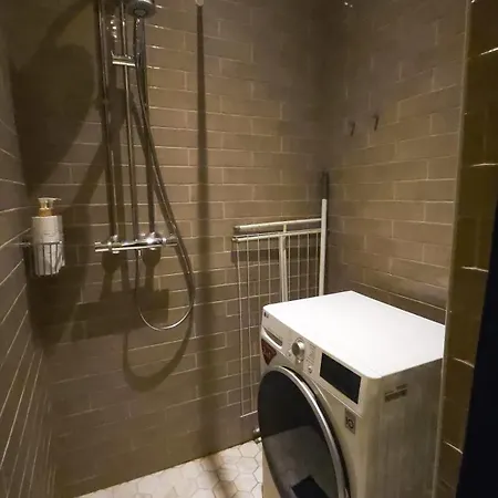 Apartament Modern Boho Charm In Kallio, Walk To Center *