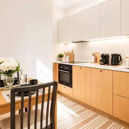Apartment Guestfirst- Modern Boho Charm In Kallio Center