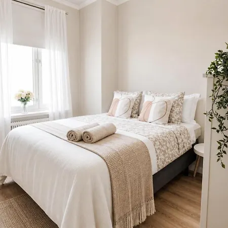 Guestfirst- Modern Boho Charm In Kallio Center *