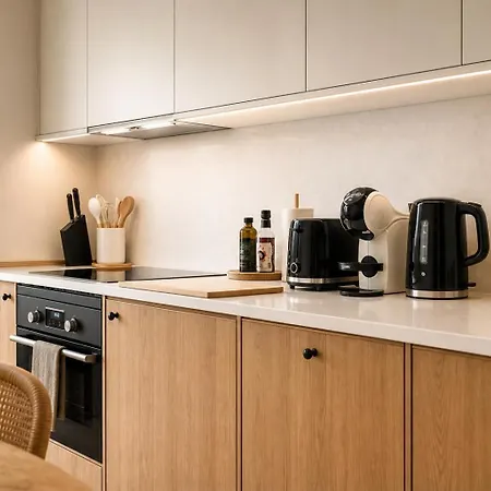 Apartment Guestfirst- Modern Boho Charm In Kallio Center