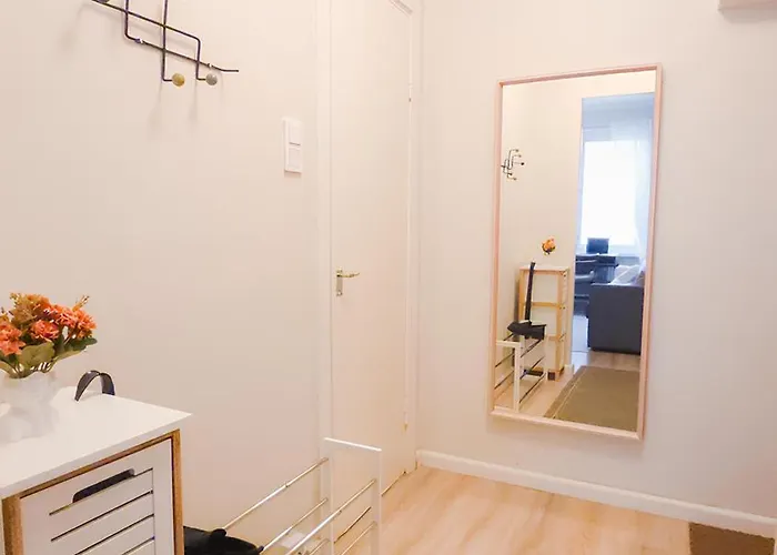 Διαμέρισμα Modern Boho Charm In Kallio, Walk To Center Ελσίνκι