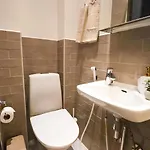 Guestfirst- Modern Boho Charm In Kallio Center